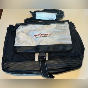 The messenger the story of Joan of ARC promo movie critic bag rare new